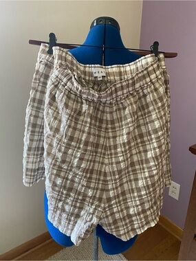 WRAY High-Waist Plaid Women’s “Ruth” Shorts in Tan/White